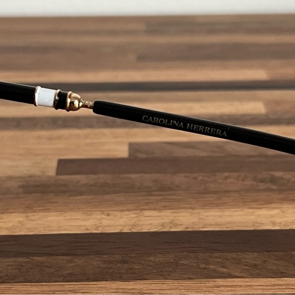 NWT Carolina Herrera Black Sunglasses - Picture 7 of 10